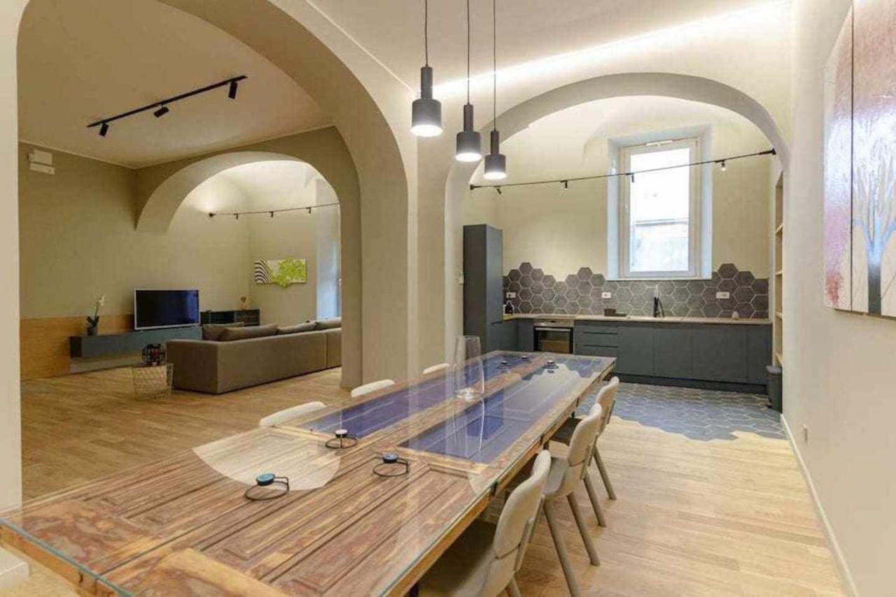 Crociferi Luxury Apartment Катания Екстериор снимка