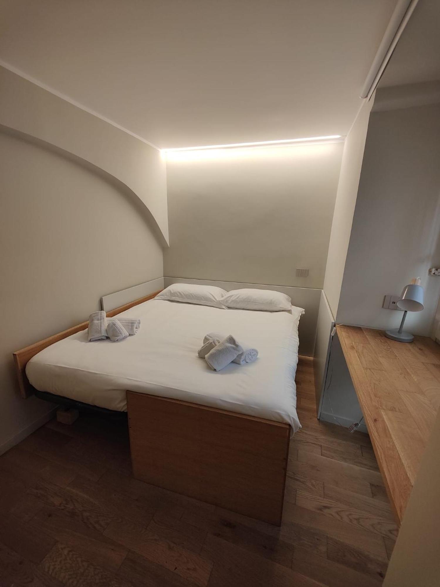 Crociferi Luxury Apartment Катания Екстериор снимка
